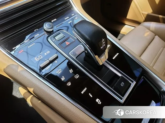 Porsche Panamera (971) 2018 Черный из Кореи, фото 3