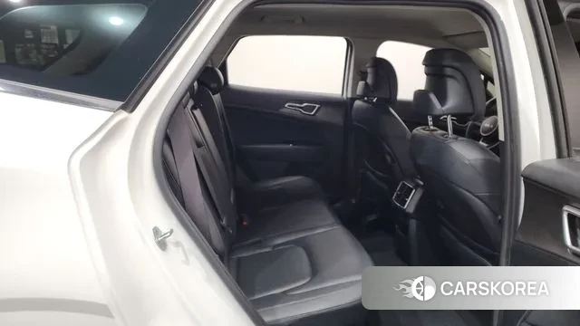 Kia Sportage 5th Generation 2021 Белый из Кореи, фото 3