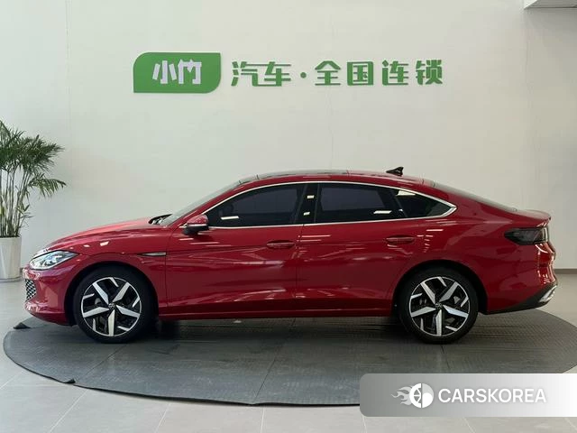 Volkswagen Lingdu 2022 Красный из Китая, фото 3