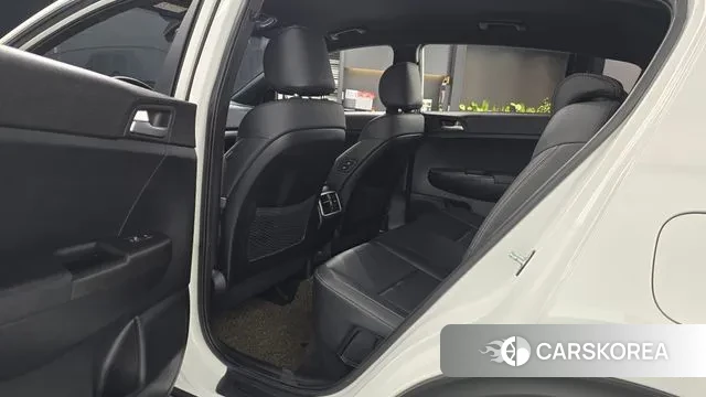 Kia Sportage The Bold 2018 Белый из Кореи, фото 3