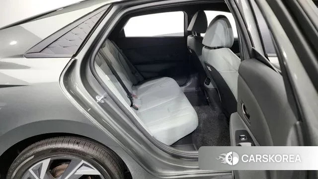 Hyundai The New Avante Hybrid (CN7) 2025 Серый из Кореи, фото 3