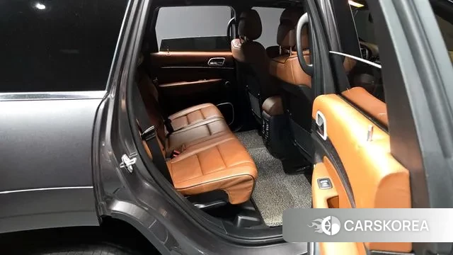 Jeep Grand Cherokee 2021 Серый из Кореи, фото 3
