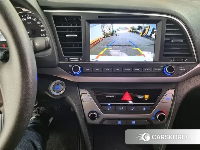 Hyundai Avante AD 2018 Белый из Кореи, фото 3