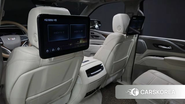 Cadillac Escalade 5th Generation 2022 Черный из Кореи, фото 3