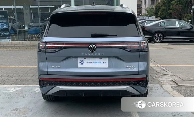 Volkswagen Lanjing 2025 Синий из Китая, фото 3
