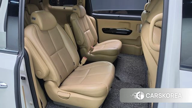 Kia The New Carnival 2018 Белый из Кореи, фото 3