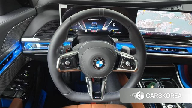 BMW 7 Series (G70) 2025 Черный из Кореи, фото 3