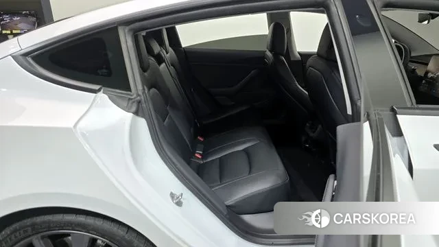 Tesla Model 3 2020 Белый из Кореи, фото 3