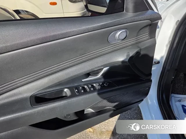 Hyundai Avante (CN7) 2021 Белый из Кореи, фото 3