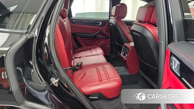 Porsche Cayenne (PO536) 2019 Черный из Кореи, фото 3