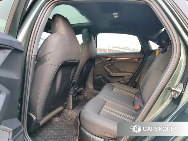 Audi A3 2023 Зеленый из Китая, фото 3