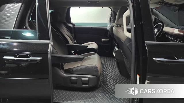 Kia The New Carnival 4th Generation 2024 Черный из Кореи, фото 3