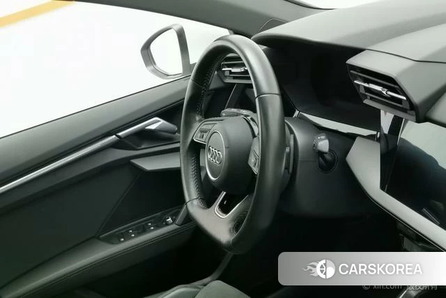 Audi A3 2021 Белый из Китая, фото 3