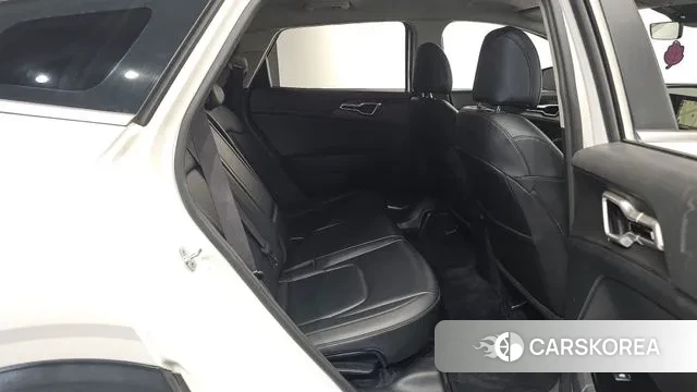 Kia Sportage 5th Generation 2022 Белый из Кореи, фото 3