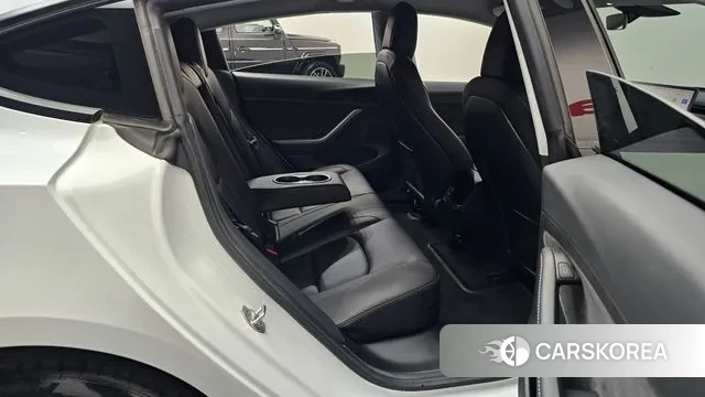 Tesla Model 3 2022 Белый из Кореи, фото 3