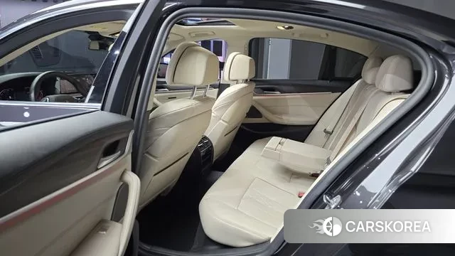 BMW 5 Series (G30) 2020 Серый из Кореи, фото 3