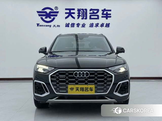 Audi Q5L 2024 Черный из Китая, фото 3