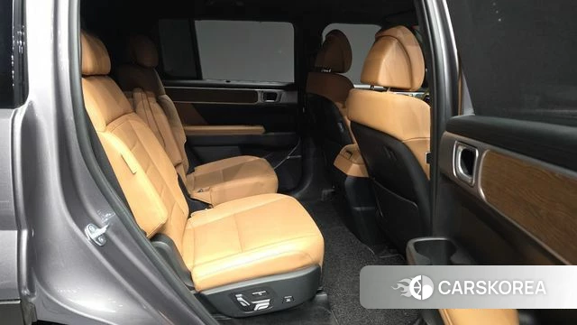 Hyundai Santa Fe (MX5) 2024 Серый из Кореи, фото 3
