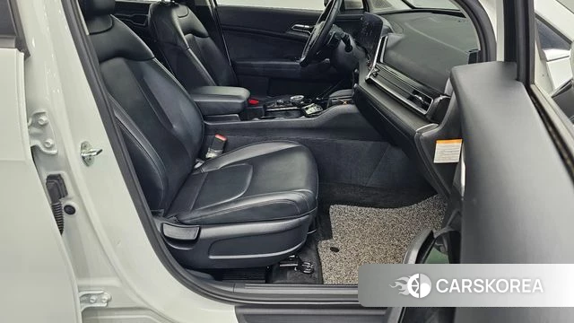 Kia Sportage 5th Generation Hybrid 2021 Белый из Кореи, фото 3
