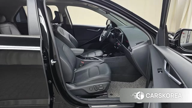 Kia Di Ol Nu Niro 2022 Черный из Кореи, фото 3