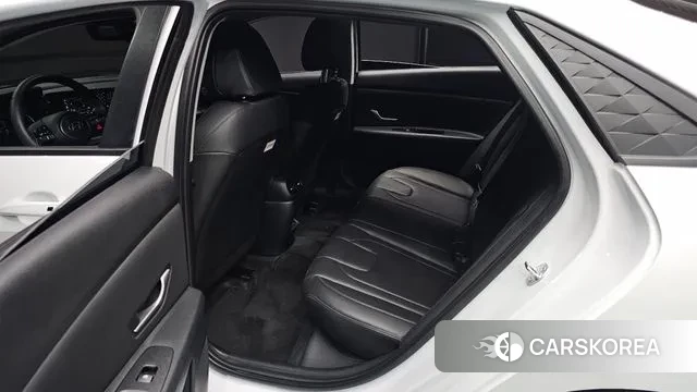 Hyundai The New Avante (CN7) 2024 Белый из Кореи, фото 3