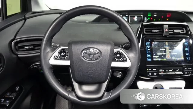 Toyota Prius 4th Generation 2018 Серебряный из Кореи, фото 3
