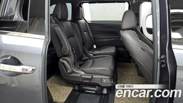 Honda Odyssey 2018 Серый из Кореи, фото 3