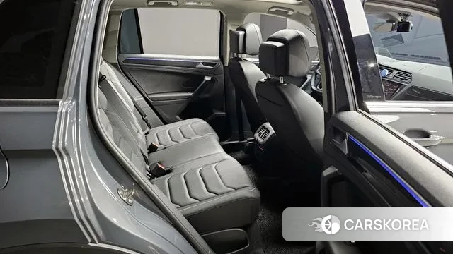 Volkswagen Tiguan second Generation 2023 Серый из Кореи, фото 3