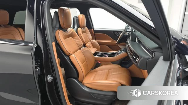 Lincoln Aviator 2nd generation 2021 Черный из Кореи, фото 3