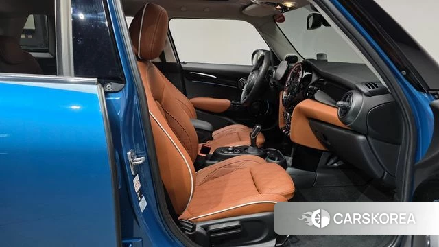 Mini Cooper S 2024 Синий из Кореи, фото 3