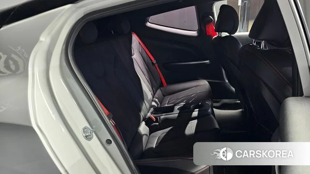 Hyundai Veloster (JS) 2018 Белый из Кореи, фото 3