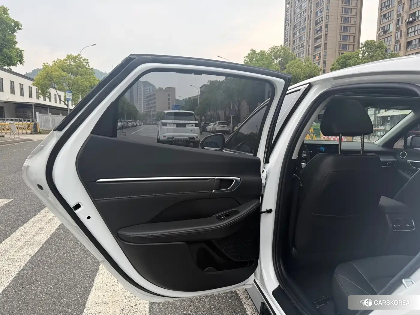 Hyundai Sonata 2024 Белый из Китая, фото 3