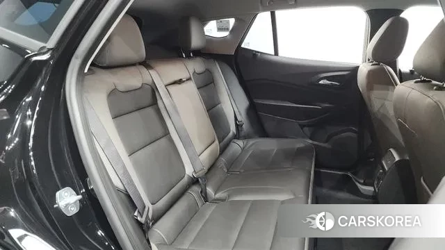 Chevrolet (GM Daewoo) Trax Crossover 2023 Черный из Кореи, фото 3