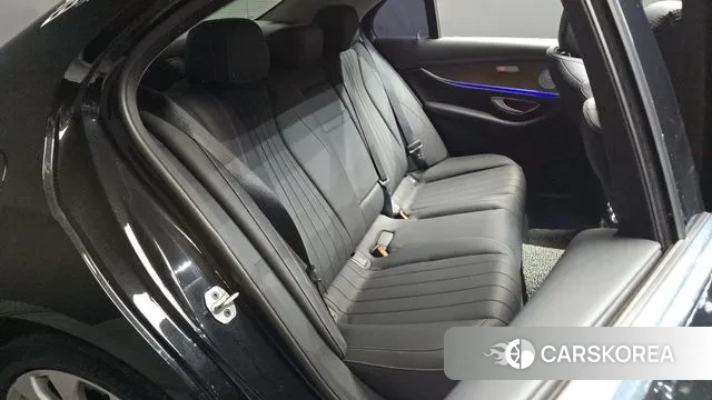 Mercedes-Benz E-Class W213 2019 Черный из Кореи, фото 3