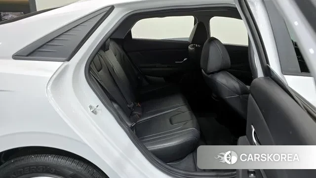 Hyundai Avante (CN7) 2021 Белый из Кореи, фото 3