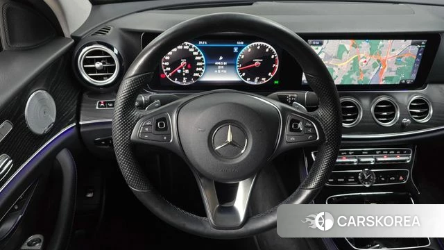Mercedes-Benz E-Class W213 2018 Черный из Кореи, фото 3