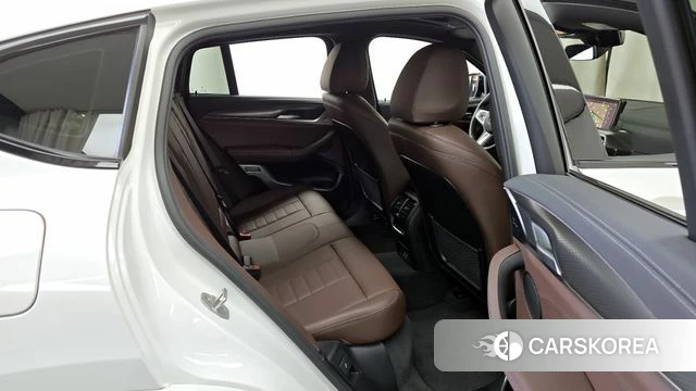 BMW X4 (G02) 2024 Белый из Кореи, фото 3