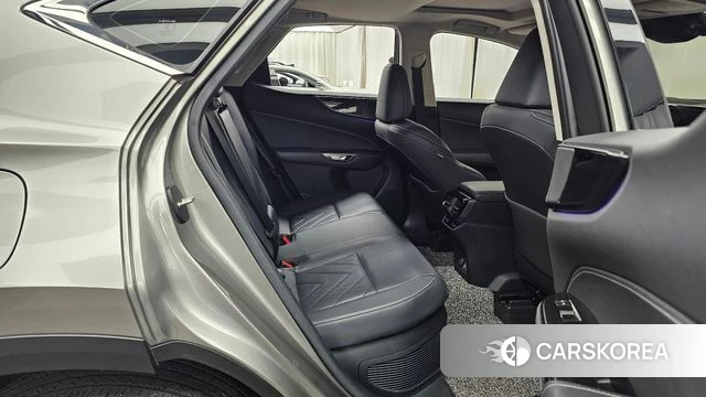 Lexus NX450h + 2nd generation 2024 Серебряный из Кореи, фото 3