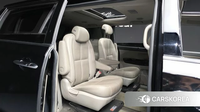 Kia The New Carnival 2018 Черный из Кореи, фото 3