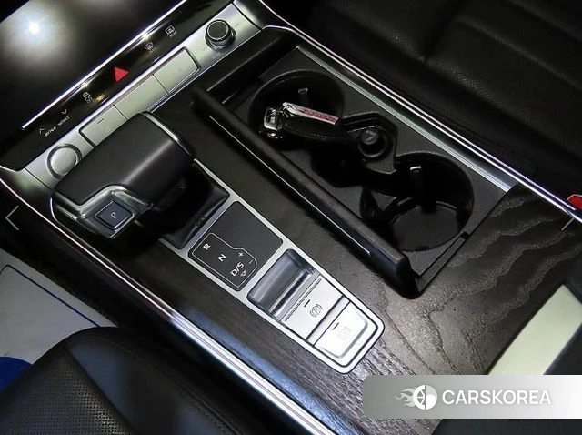 Audi A6 (C8) 2020 Белый из Кореи, фото 3