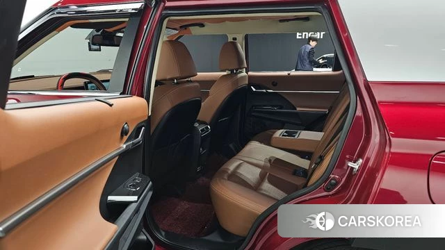 Ssangyong Torres 2023 Красный из Кореи, фото 3