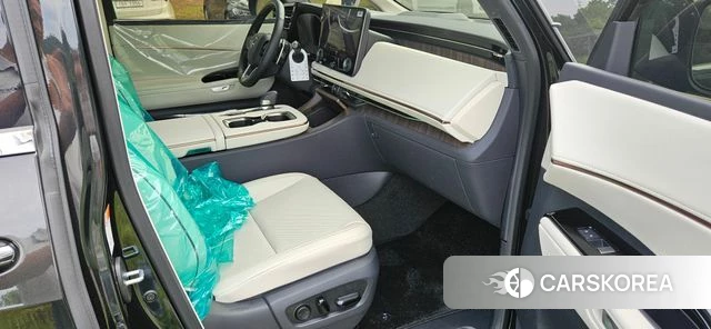 Lexus LM Second Generation 2026 Черный из Кореи, фото 3