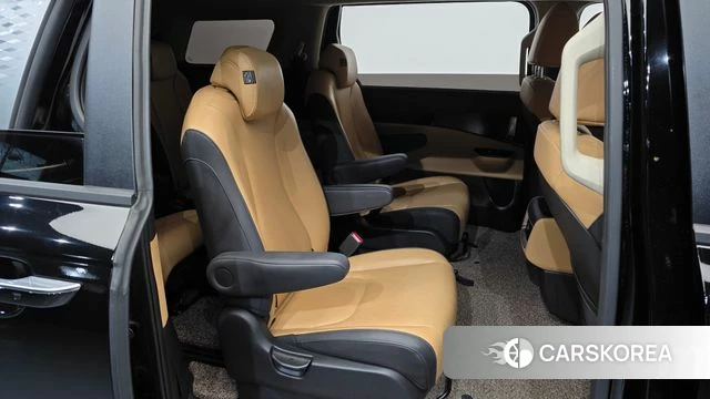 Kia Carnival 4th generation 2023 Черный из Кореи, фото 3