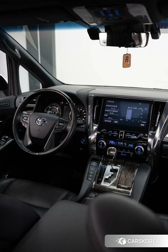 Toyota Elfa 2023 Белый из Китая, фото 3