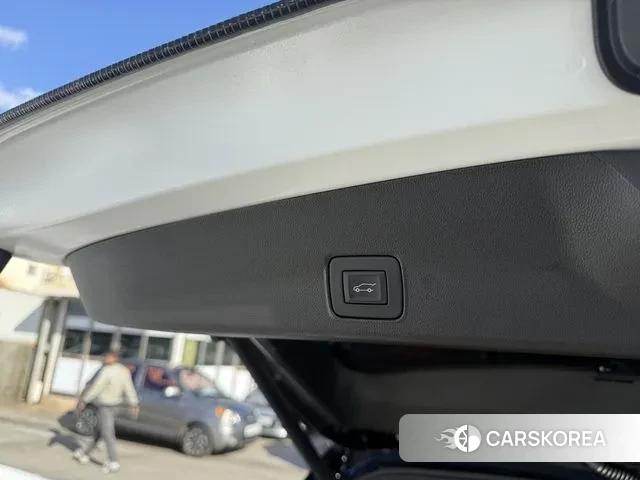 Chevrolet (GM Daewoo) Trailblazer 2023 Белый из Кореи, фото 3