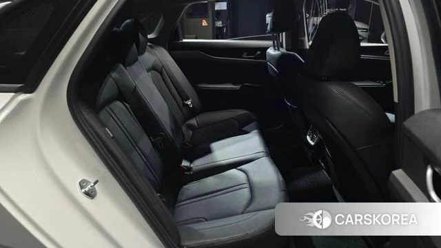 Kia K5 3rd generation 2021 Белый из Кореи, фото 3