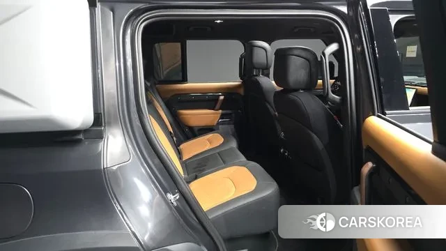 Land Rover Defender (L663) 2022 Серый из Кореи, фото 3