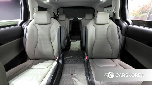 Kia The New Carnival 4th Generation 2024 Серый из Кореи, фото 3