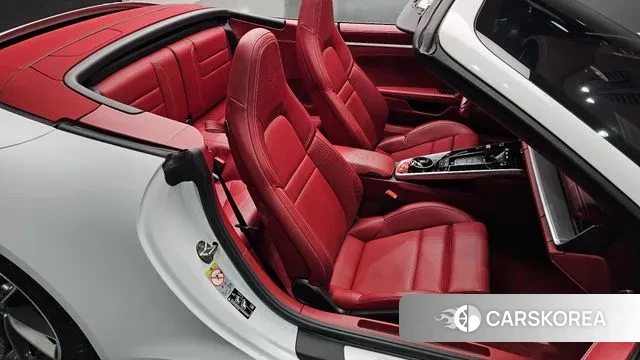 Porsche 911(992) 2021 Белый из Кореи, фото 3