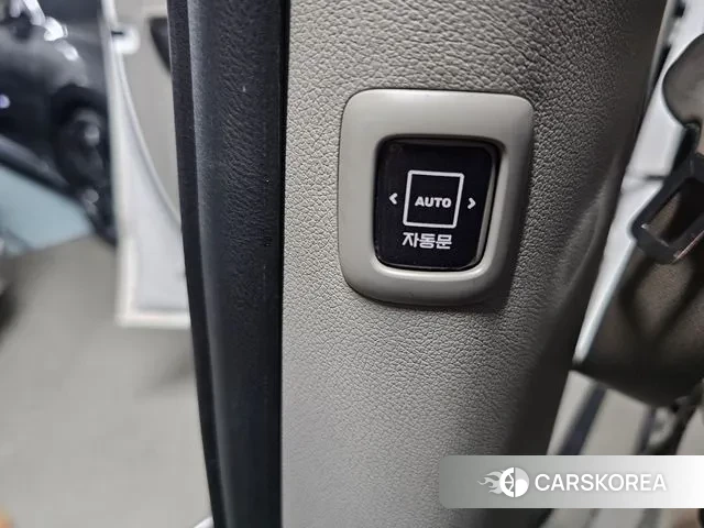 Kia All New Carnival 2018 Белый из Кореи, фото 3